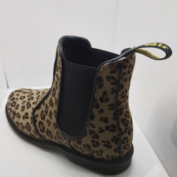 Dr. Martens - Flora Leopard Chelsea Boots - Picture 2 of 6